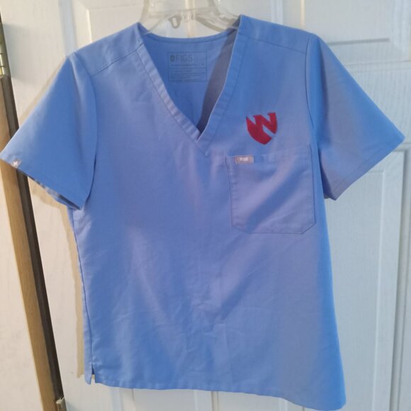 Figs Women's Catarina One-Pocket Scrub Top M FW1000 Ceil Blue - Picture 2 of 8